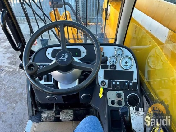 25012265290_10.jpg